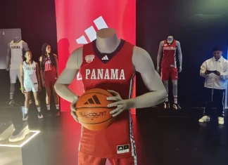 adidas en panama - la roja sin mangas